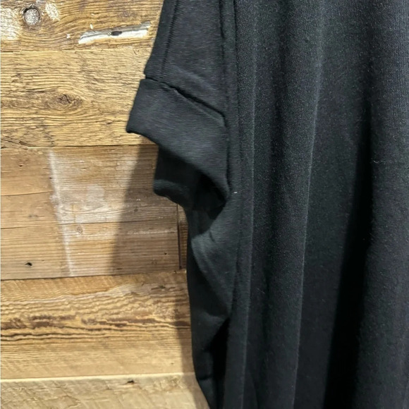 Chicos Tunic top Black knit V- Neck oversized stretch slit sleek cuffed loose S - Picture 3 of 6